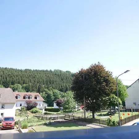 Nyaraló Kuscheliges Eifelhaus Mit Kamin&kino Entertainment *