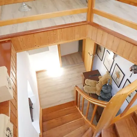 Kuscheliges Eifelhaus Mit Kamin&kino Entertainment Nyaraló *