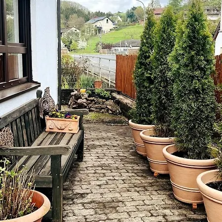 Nyaraló Kuscheliges Eifelhaus Mit Kamin&kino Entertainment *