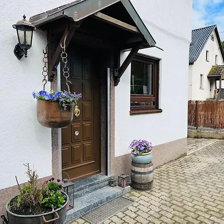 Nyaraló Kuscheliges Eifelhaus Mit Kamin&kino Entertainment